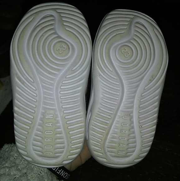 Jordan First Class - Picture 2 of 5